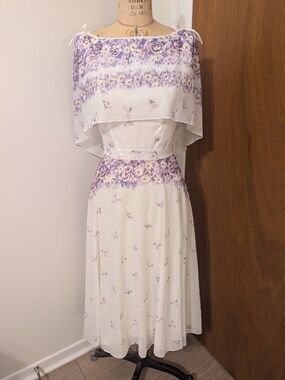 Gorgeous 1970's Cottage Core Dress with Integrated Shawl